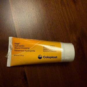 Coloplast Triad Hydrophilic Wound Dressing Sealed in original plastic-6 oz